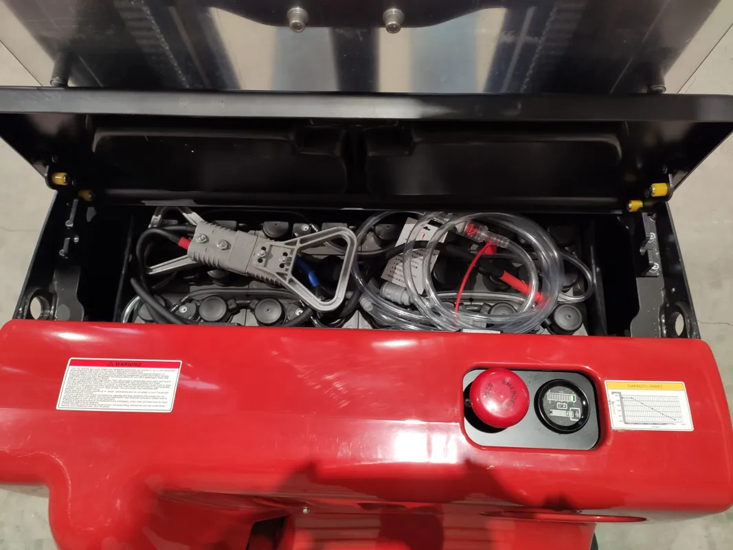 električni_visokopodizni_viličar_1500kg_triplex_stup_AC_motor_slobodno_podizanje_006_resized